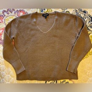Express V-Neck Waffle Knit Taupe Sweater x-small